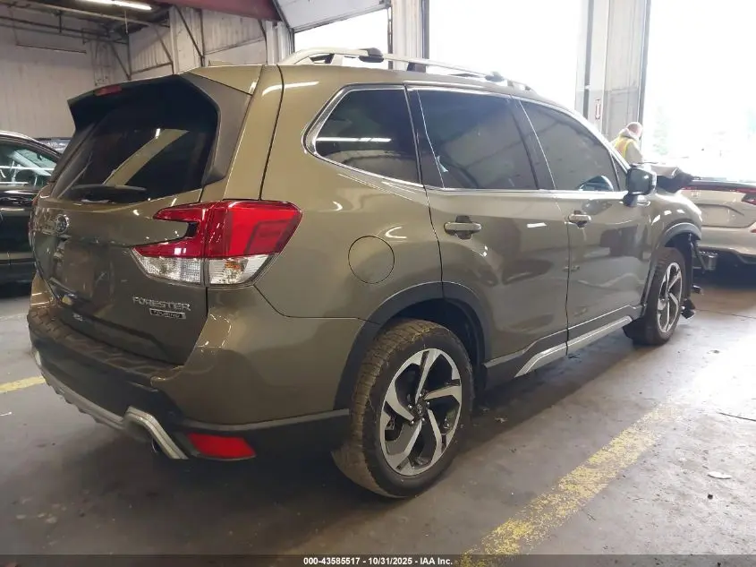 2022 SUBARU FORESTER TOURING