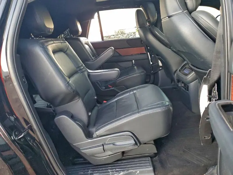 2022 LINCOLN NAVIGATOR L RESERVE  