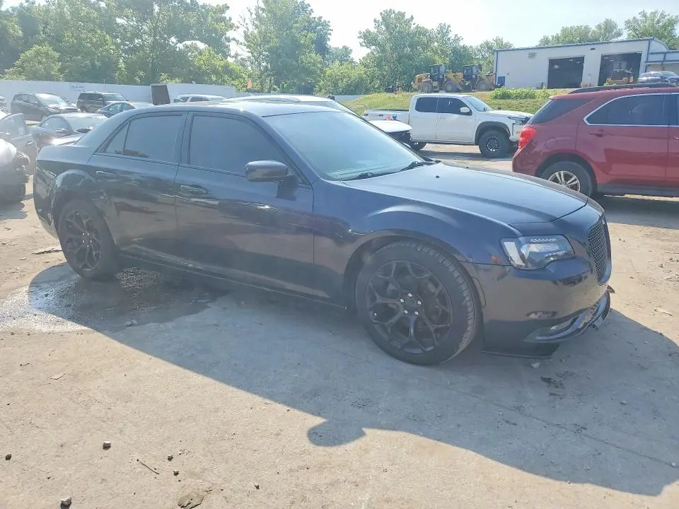 2019 CHRYSLER 300 S  
