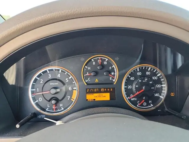 2013 NISSAN ARMADA SV  