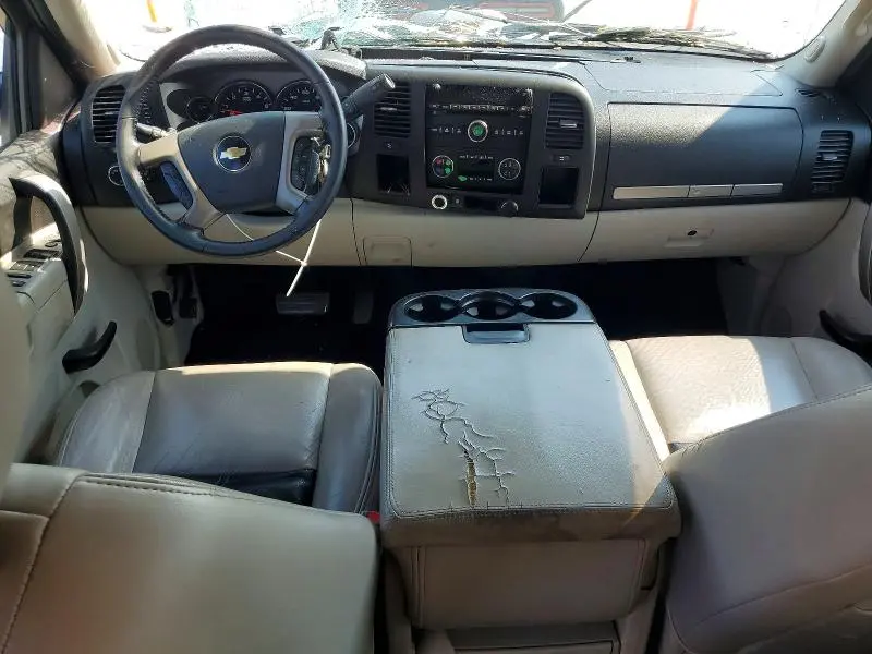 2011 CHEVROLET SILVERADO C1500 LT  
