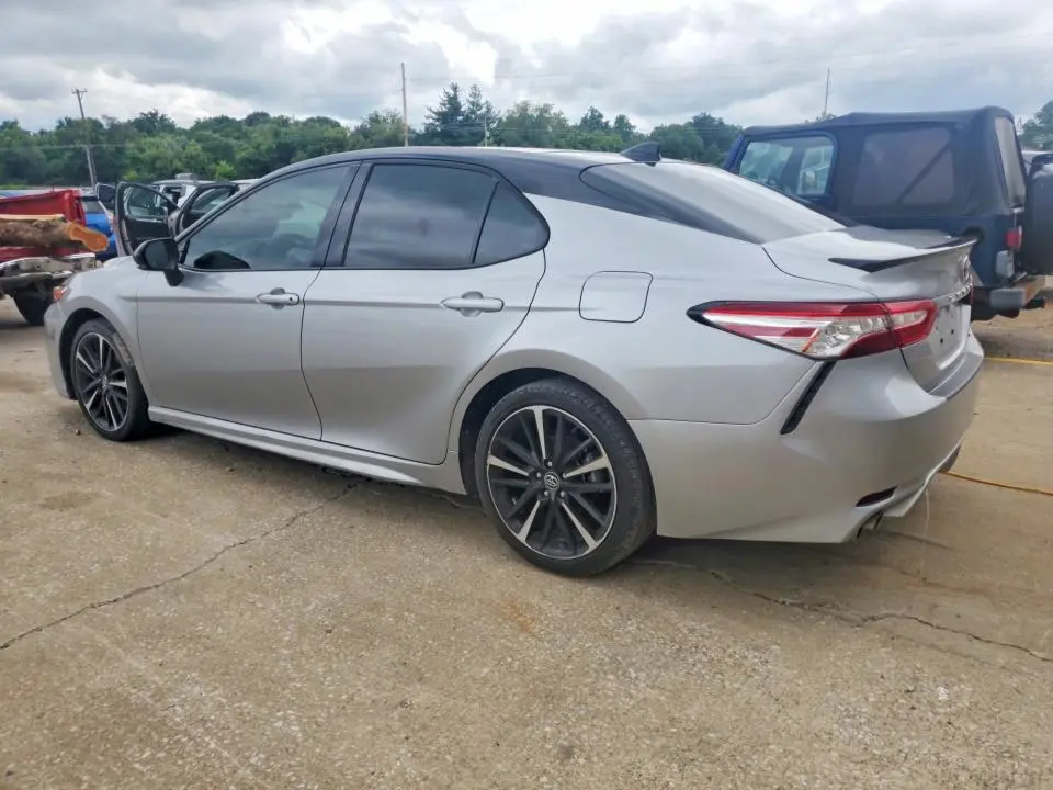 2020 TOYOTA CAMRY XSE  