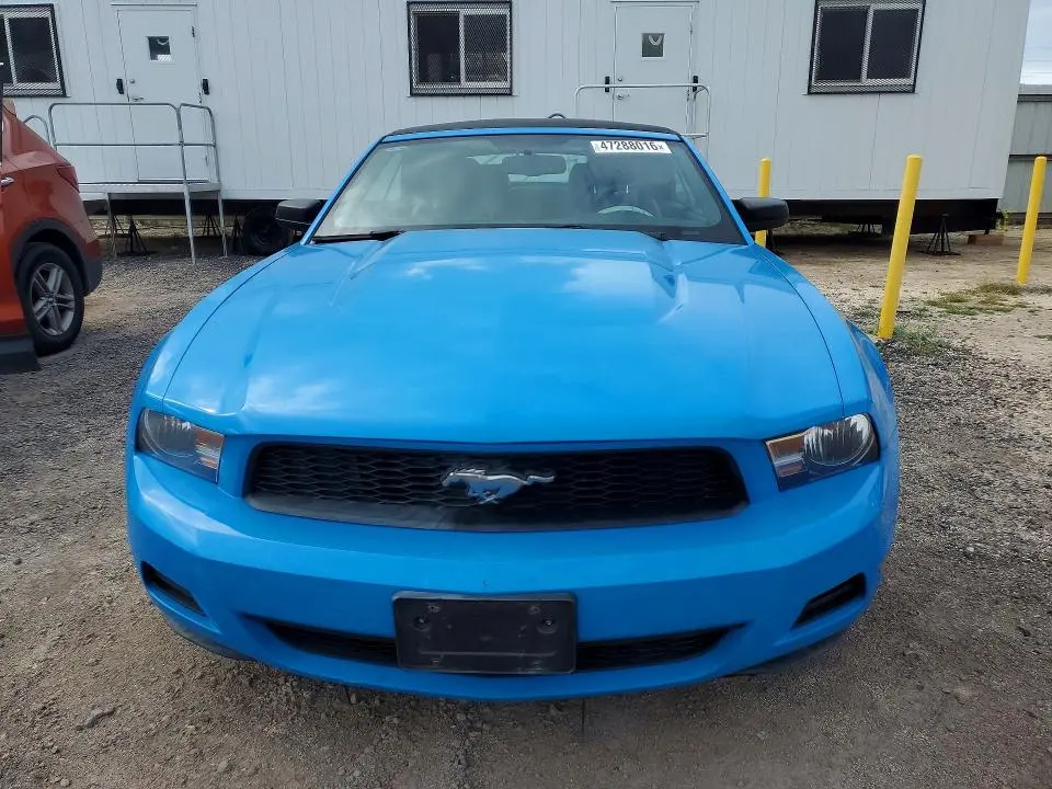 2011 FORD MUSTANG   