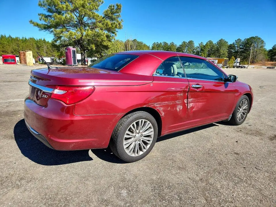 2013 CHRYSLER 200 LIMITED  