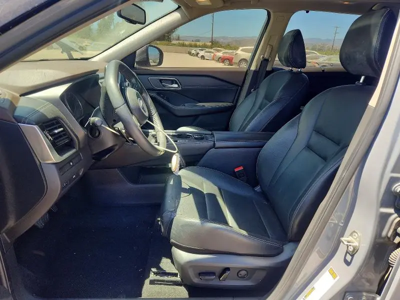 2021 NISSAN ROGUE SL  