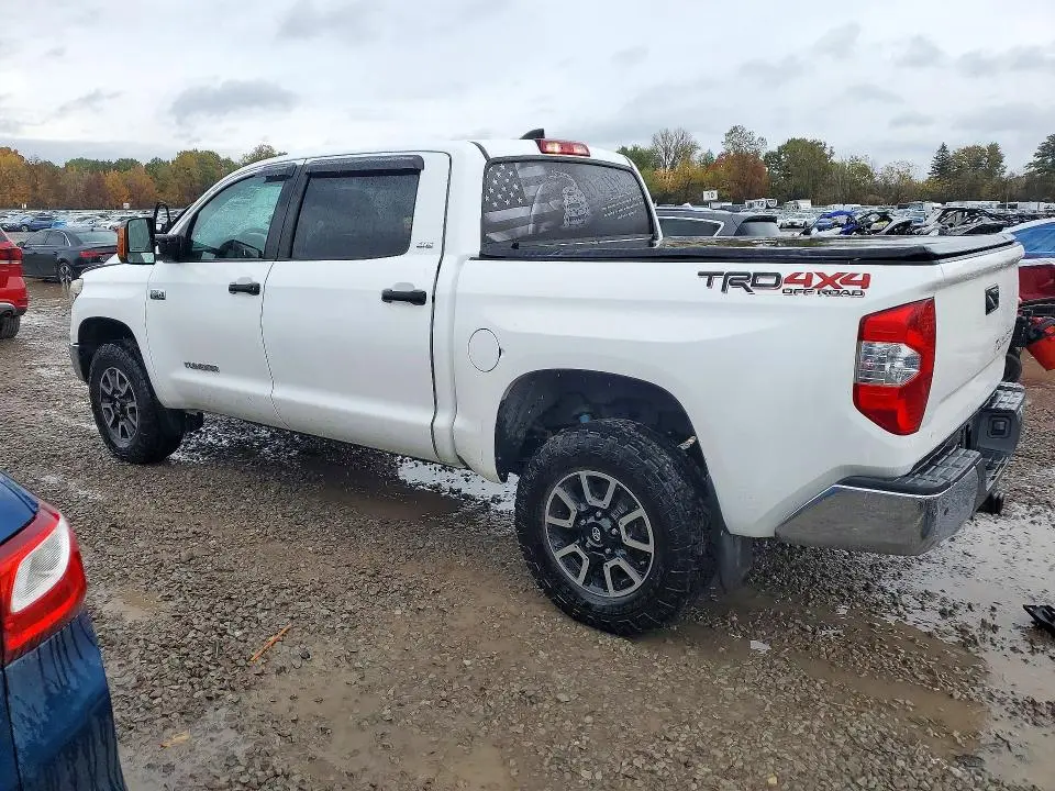 2021 TOYOTA TUNDRA SR5  