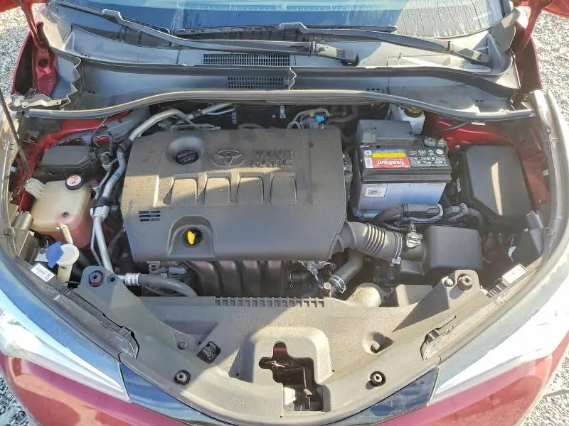 2019 TOYOTA C-HR XLE  