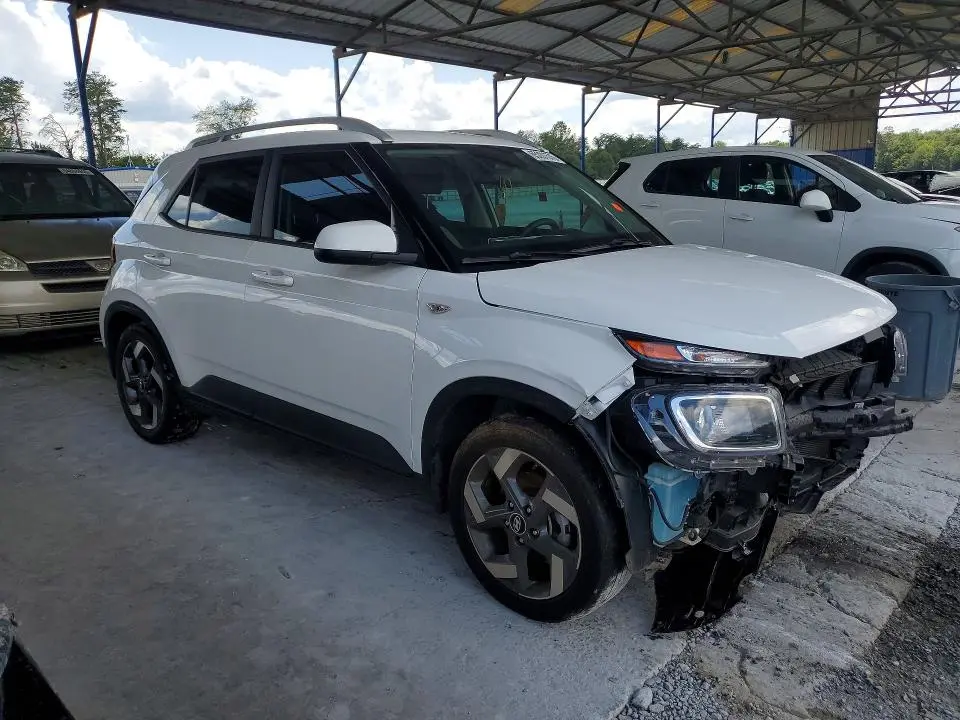 2023 HYUNDAI VENUE SEL  