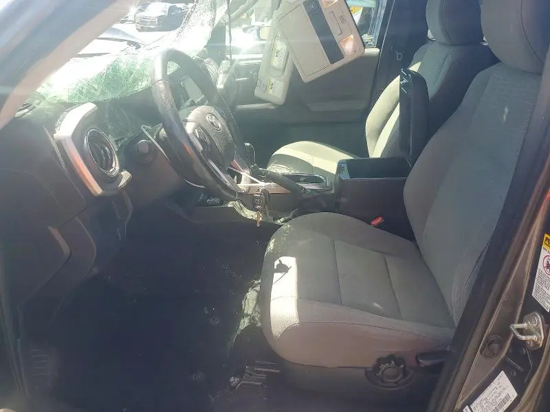 2017 TOYOTA TACOMA SR5 V6  