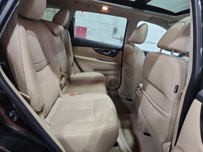 2015 NISSAN ROGUE SL  