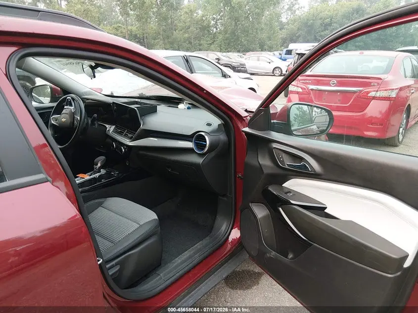 2024 CHEVROLET TRAX FWD LT