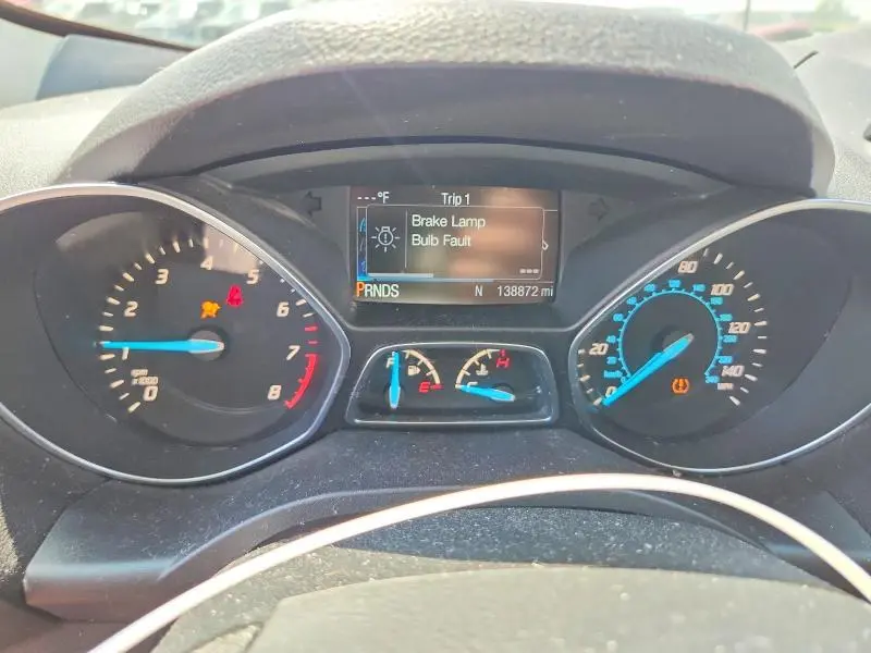 2016 FORD ESCAPE SE  