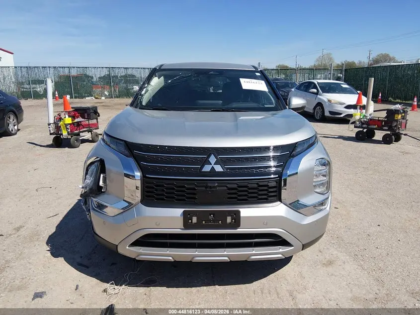 2024 MITSUBISHI OUTLANDER SE 2.5 2WD/SE BLACK EDITION S-AWC/SE BLACK EDITION W/PANO ROOF S-AWC