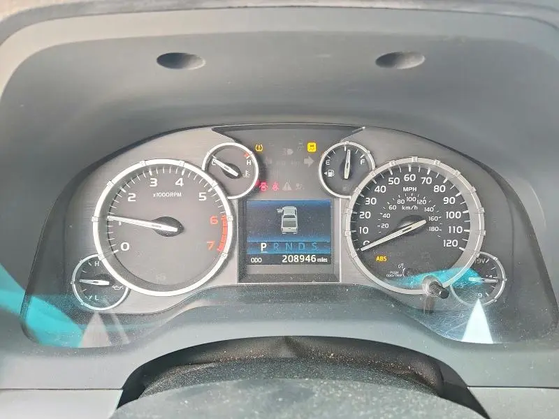 2014 TOYOTA TUNDRA SR5  