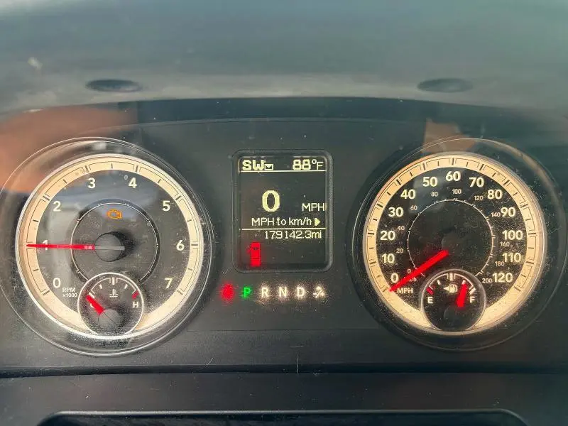 2014 RAM 1500 SLT  