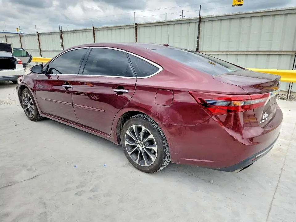 2016 TOYOTA AVALON XLE  