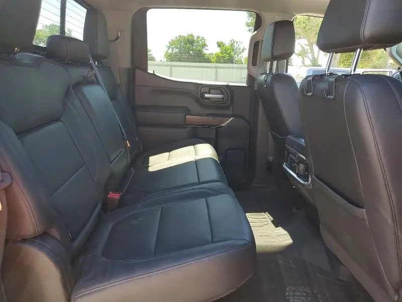 2021 GMC SIERRA K1500 SLT  