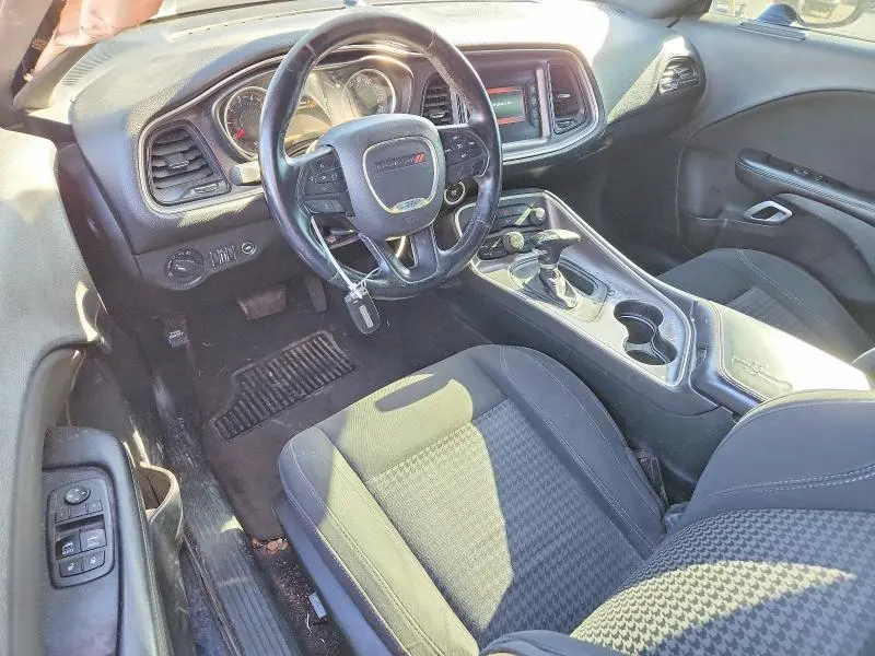 2016 DODGE CHALLENGER SXT  