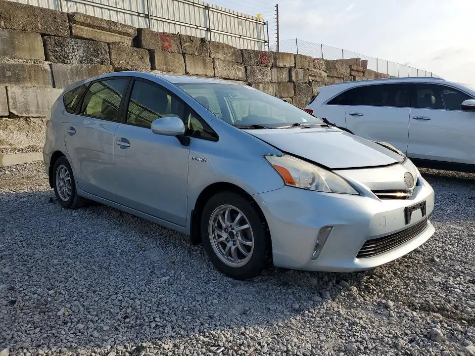 2014 TOYOTA PRIUS V THREE  