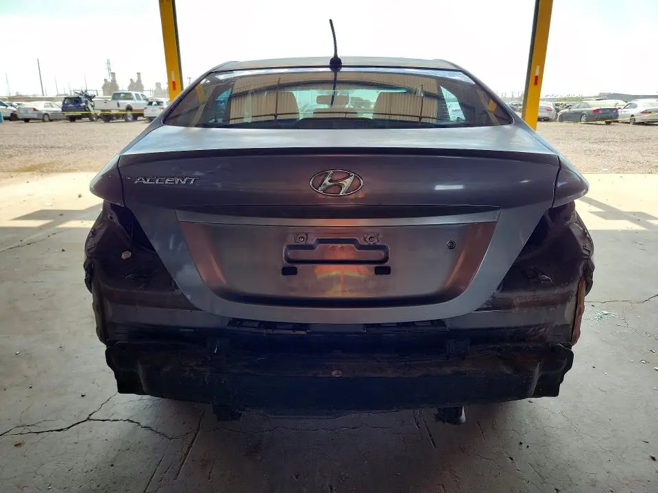 2014 HYUNDAI ACCENT GLS  