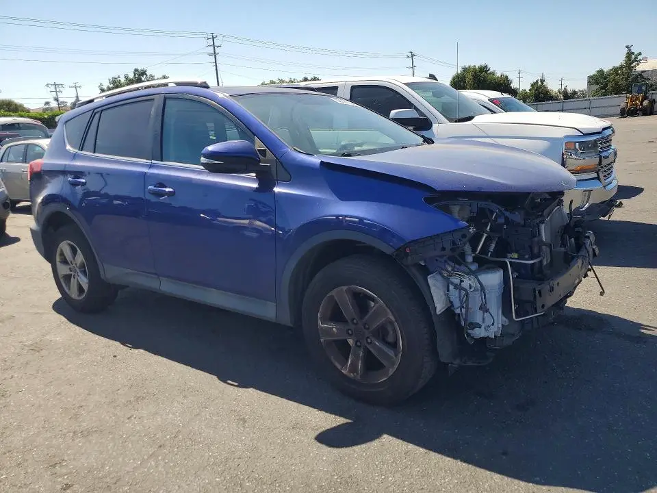 2015 TOYOTA RAV4 XLE  