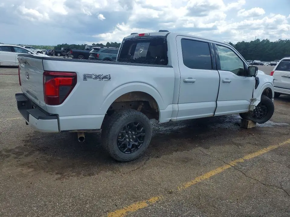 2025 FORD F150 XLT  