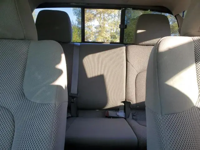 2019 NISSAN FRONTIER S  