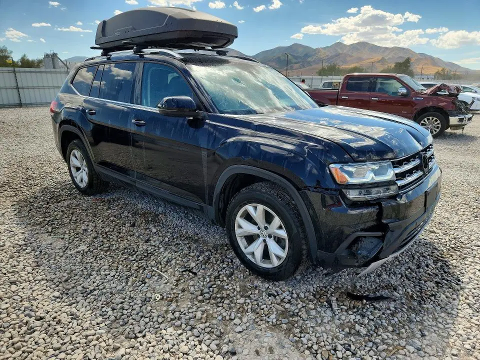 2018 VOLKSWAGEN ATLAS SE  