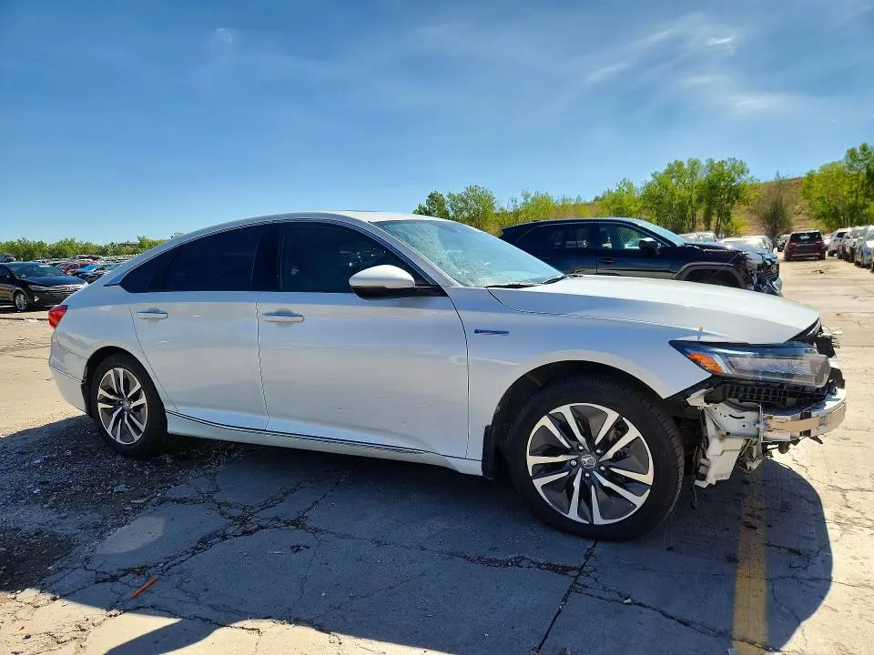 2020 HONDA ACCORD TOURING HYBRID  