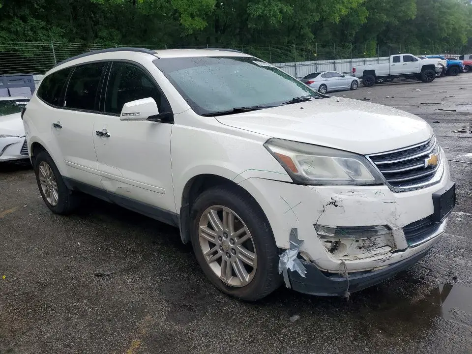 2015 CHEVROLET TRAVERSE LT  