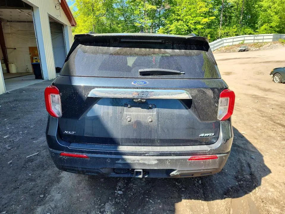 2023 FORD EXPLORER XLT  