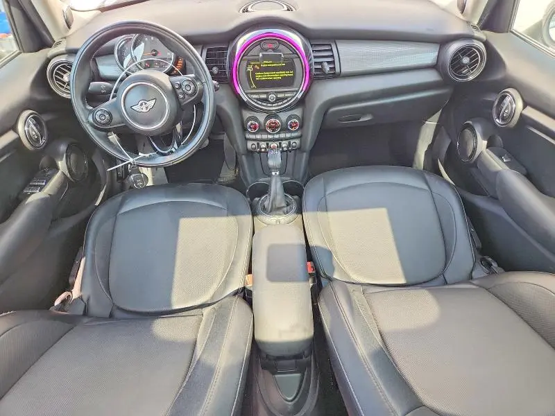 2016 MINI COOPER   
