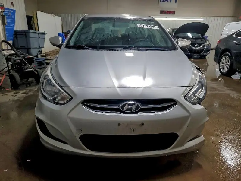 2015 HYUNDAI ACCENT GLS  