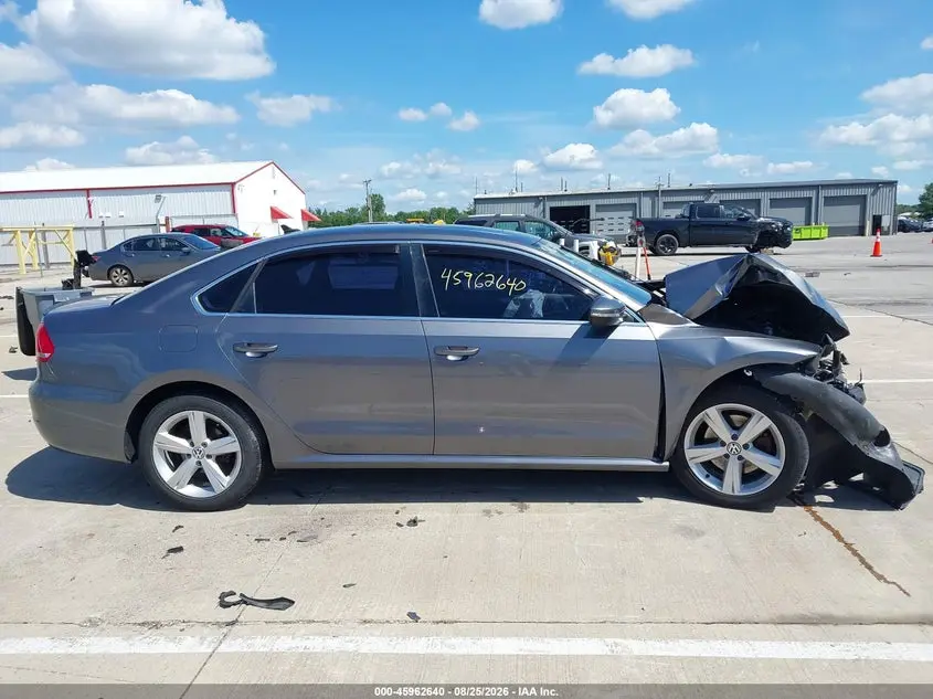 2012 VOLKSWAGEN PASSAT 2.5L SE