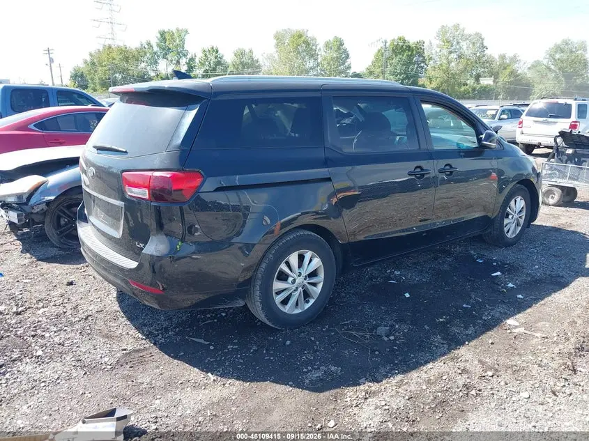 2016 KIA SEDONA LX