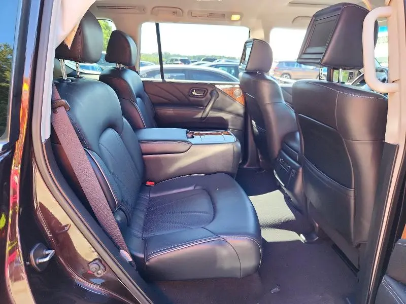 2015 INFINITI QX80 BASE  