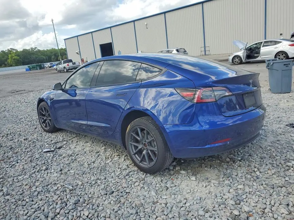 2021 TESLA MODEL 3   