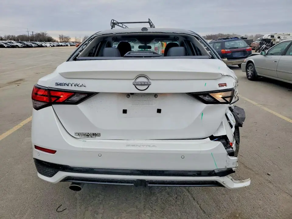 2025 NISSAN SENTRA SR  