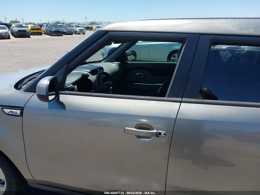 2015 KIA SOUL  