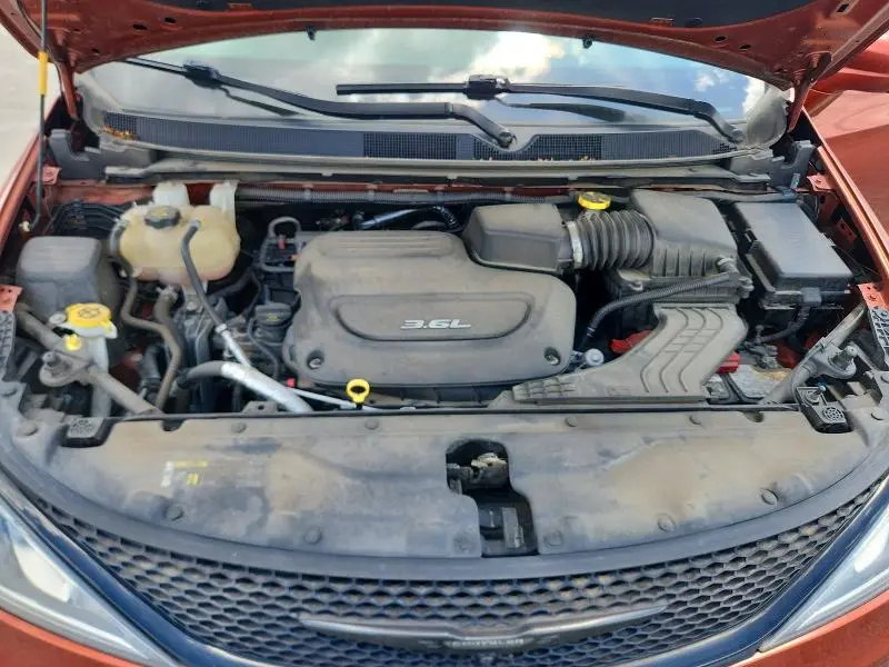 2018 CHRYSLER PACIFICA TOURING L  