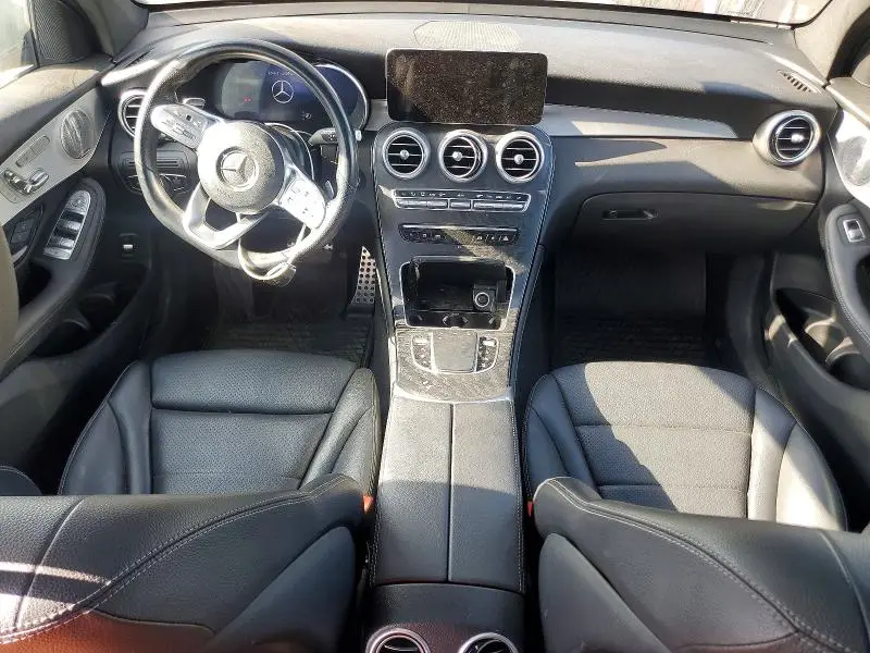 2021 MERCEDES-BENZ GLC 300  
