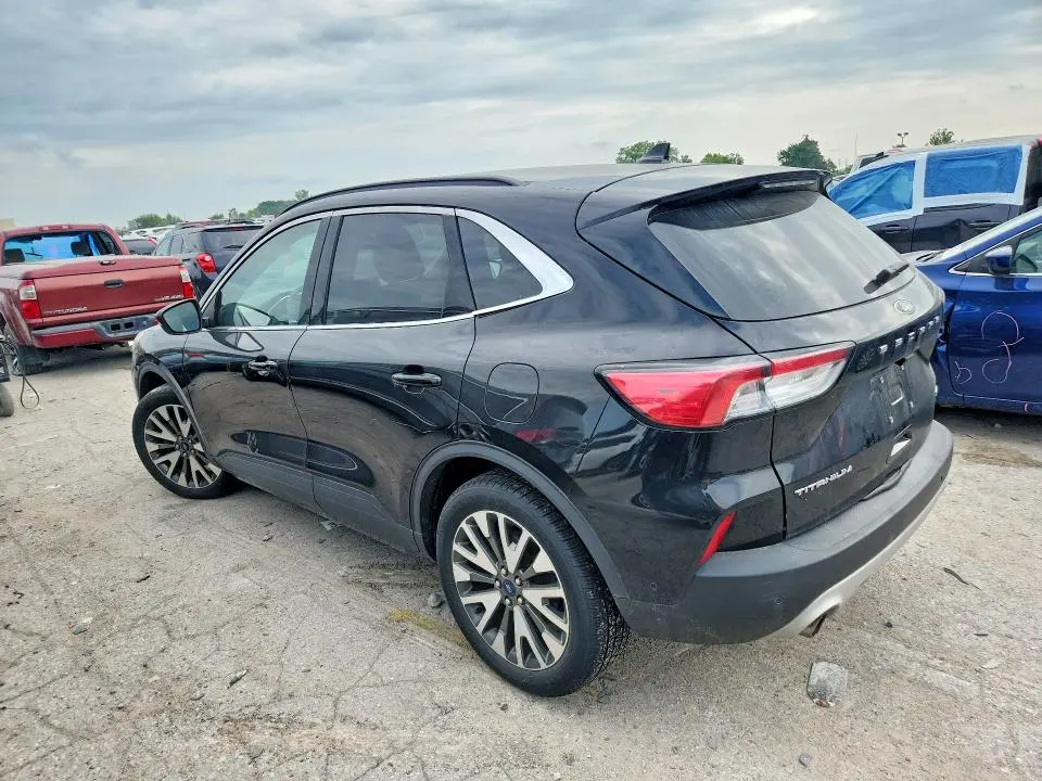 2020 FORD ESCAPE TITANIUM  