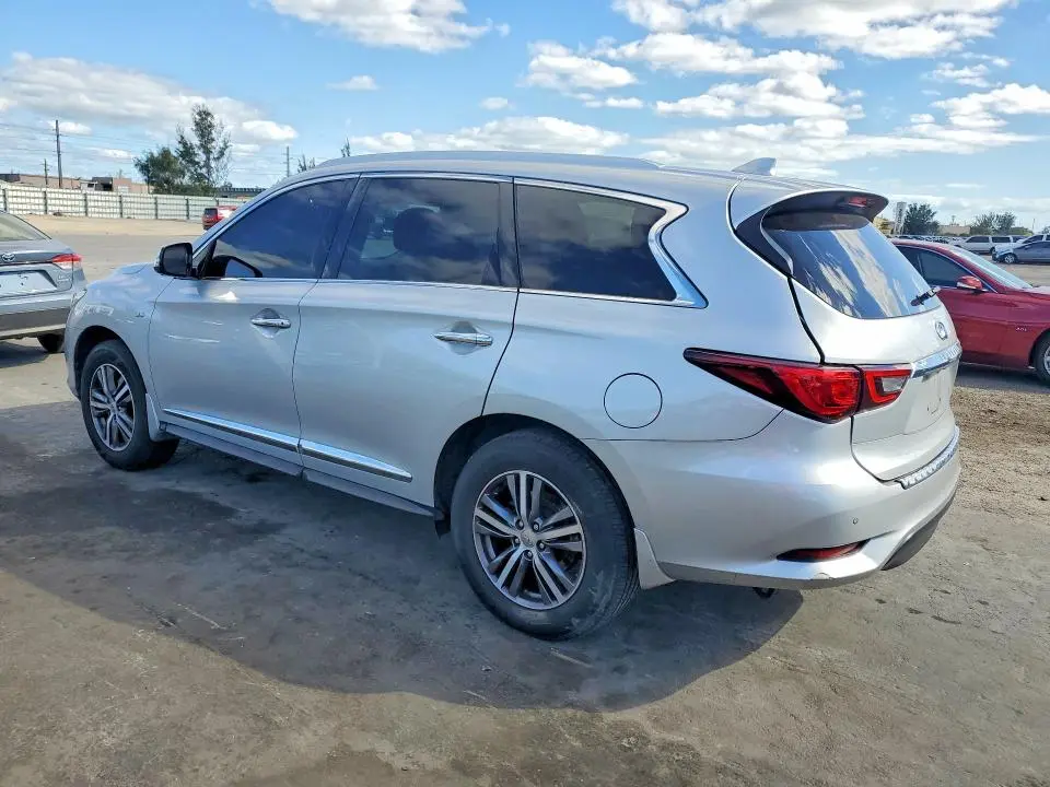 2020 INFINITI QX60 LUXE  