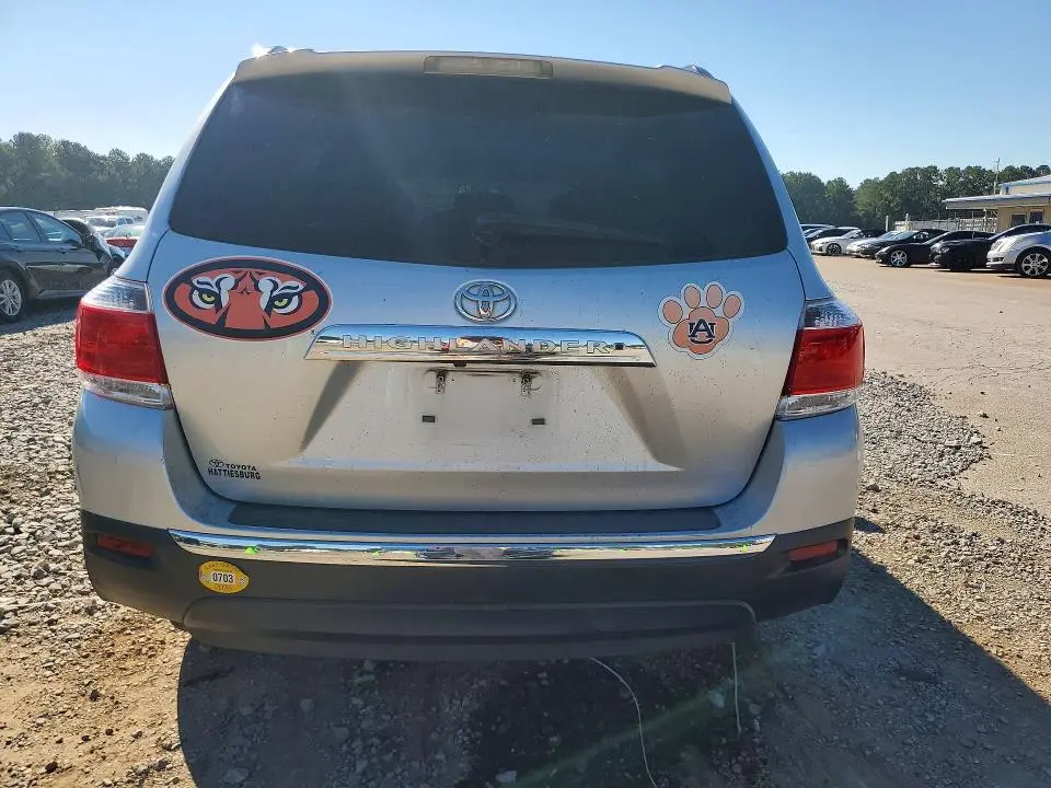 2012 TOYOTA HIGHLANDER BASE  