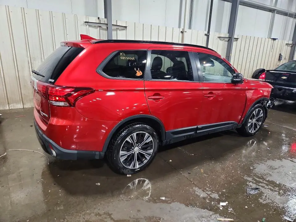 2019 MITSUBISHI OUTLANDER SE  