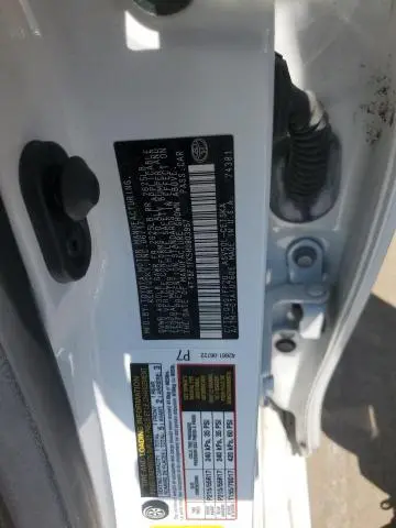 2017 TOYOTA CAMRY LE  