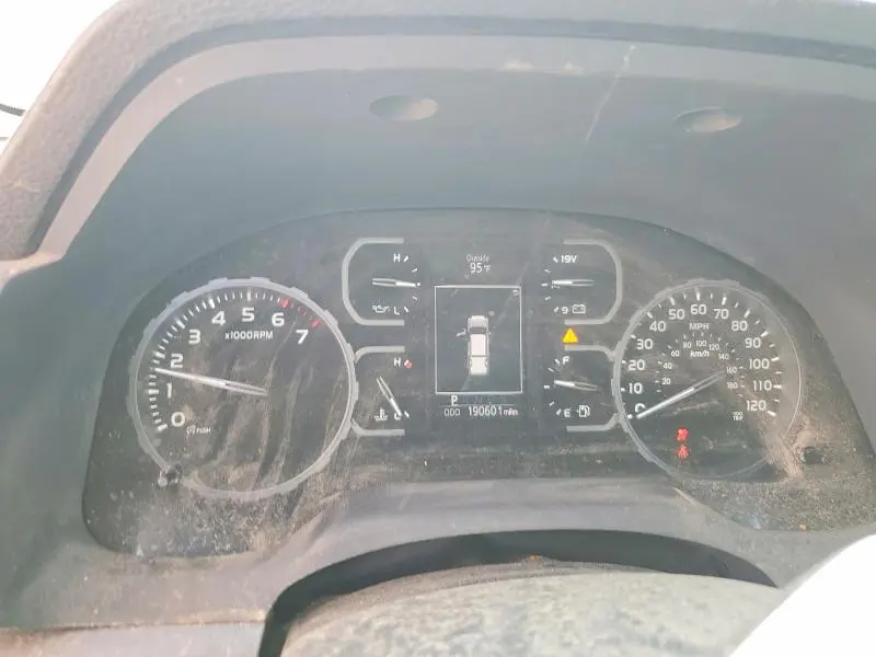 2018 TOYOTA TUNDRA CREWMAX SR5 V8