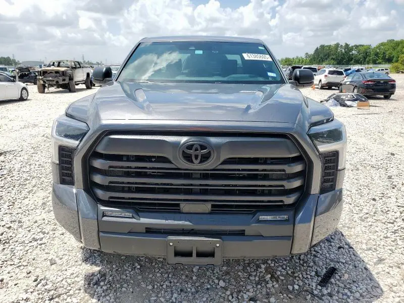 2025 TOYOTA TUNDRA CREWMAX SR  