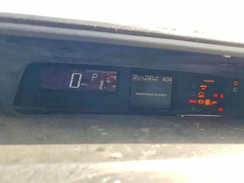 2015 TOYOTA PRIUS C ONE  