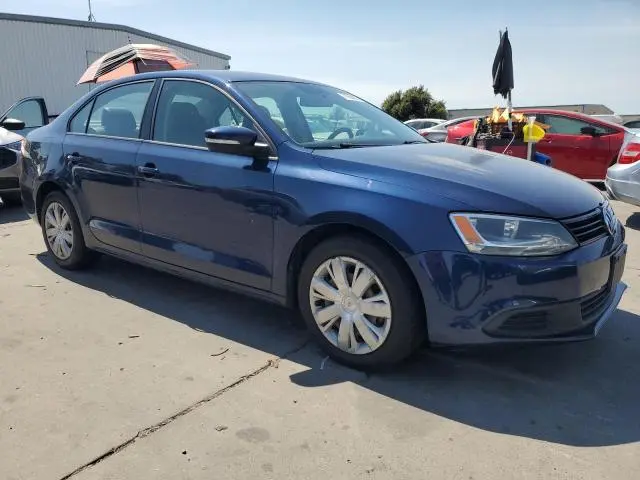 2014 VOLKSWAGEN JETTA SE  